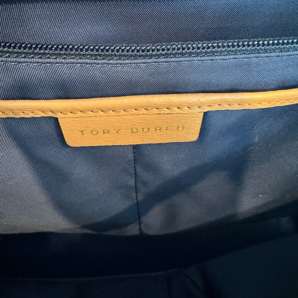 Tory Burch Parker Tote - Picture 6 of 16